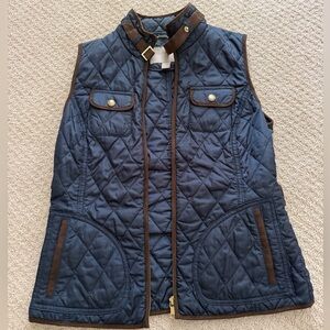 Banana Republic quilted navy field vest